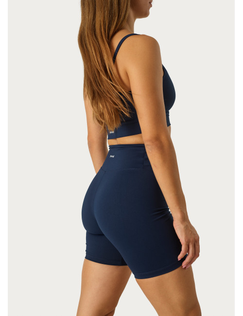Medium Shorts